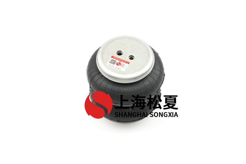 隨著我國橡塑產(chǎn)品產(chǎn)業(yè)的發(fā)展，橡塑產(chǎn)品的類型和產(chǎn)量不斷增加，尤其是橡膠生產(chǎn)設(shè)備的不斷提高與生產(chǎn)工藝的不斷改進(jìn)，橡膠模具越來越多，模具的制造水平與模具復(fù)雜程度也越來越高越精致。自動(dòng)化、長壽命已經(jīng)成為橡膠模具發(fā)展的趨勢。 CS型空氣彈簧減震器 空氣彈簧是空氣懸架系統(tǒng)的和重要組成部分，它利用空氣的壓縮彈性進(jìn)行工作，具有緩沖、減振和承載重量等功能。與普通鋼彈簧相比，空氣彈簧具有良好的彈性特性，因此其應(yīng)用范圍非常廣泛。 將空氣彈簧用于懸架系統(tǒng)可大大提高的行駛平順性。橡膠空氣彈簧按形狀可分為曲囊式、膜式和滾簡式三大類。按密封結(jié)構(gòu)形式可分為壓力自密封式、卷邊式、法蘭夾緊式、箍環(huán)密封式和混合式五大類。其結(jié)構(gòu)由特性表層橡膠、度骨架層、性內(nèi)層橡膠構(gòu)成。我定制的模具可以處理氣孔、缺膠、充氣尺寸變化大、窗簾線變薄、裂縫等問題，也可以附著在空氣彈簧上，實(shí)現(xiàn)自我控制調(diào)整，減少。 該模具對(duì)生產(chǎn)空氣彈簧（甚至橡膠產(chǎn)品）具有重要意義，可提高空氣彈簧中橡膠氣囊的質(zhì)量。由于橡膠氣囊是空氣彈簧的重要組成部分，其質(zhì)量是決定空氣彈簧使用壽命的重要因素。使空氣彈簧具有良好的彈性特性。